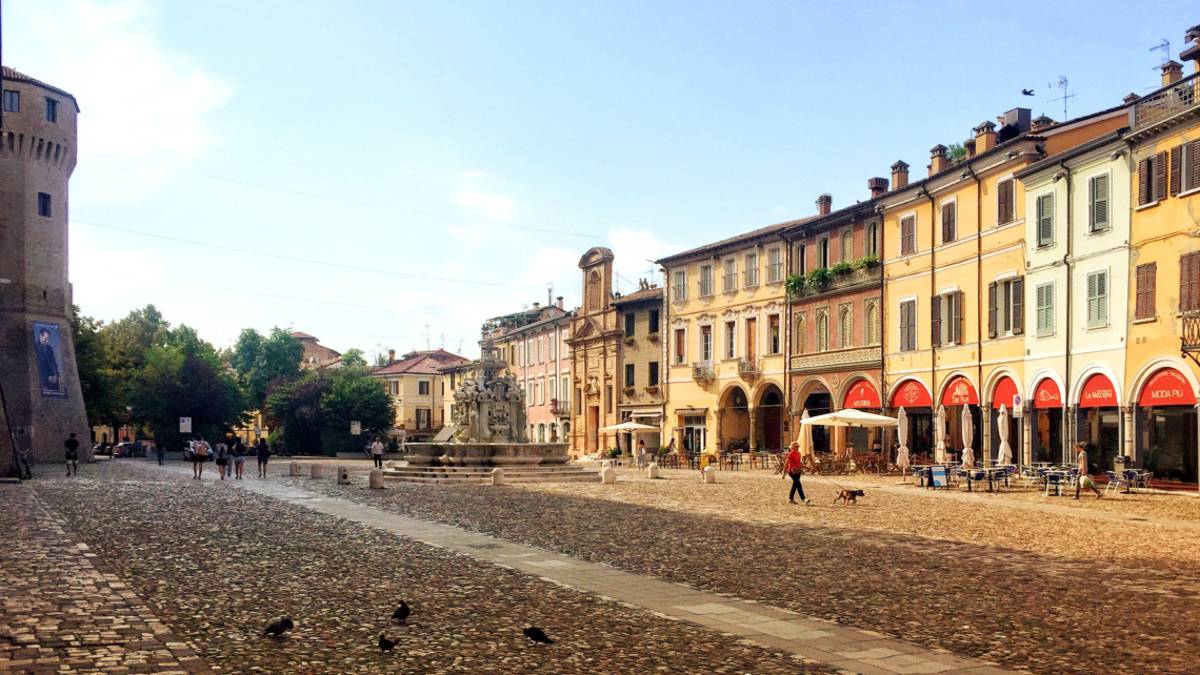 Cesena, la piattaforma Airbnb per riscuotere la tassa di soggiorno