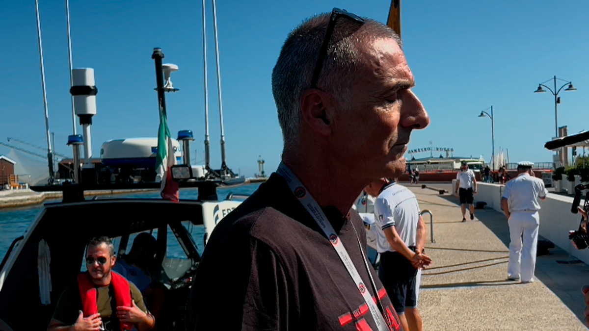 Cesenatico, scatta il progetto “Octo-Blu”: la Regione e l’Ateneo schierano il polpo contro il granchio alieno VIDEO e FOTOGALLERY