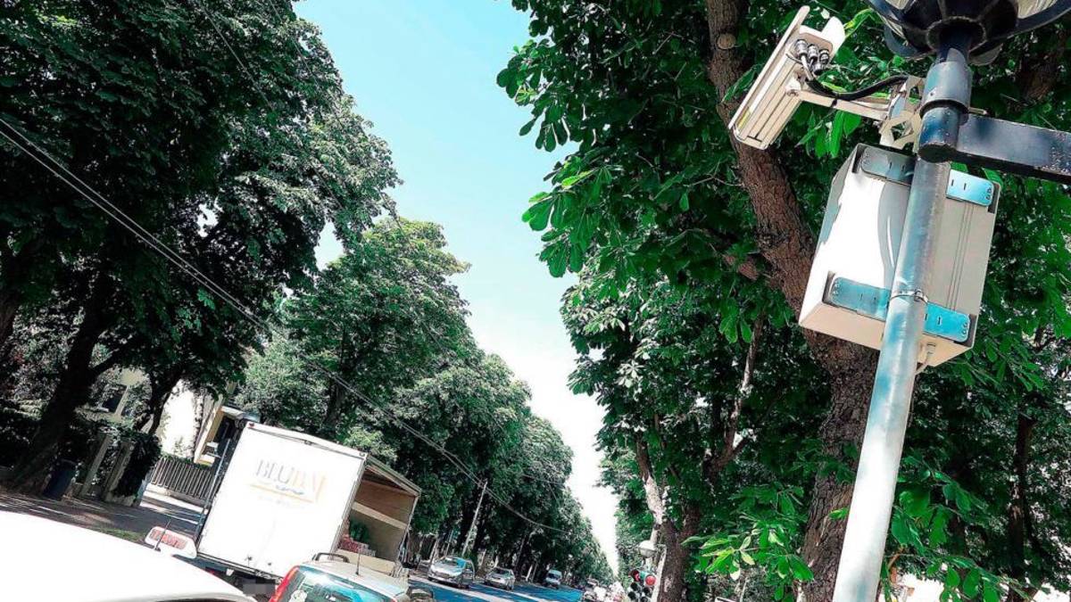 Rimini, nuove telecamere ai semafori: in 7 giorni 116 passaggi con il rosso