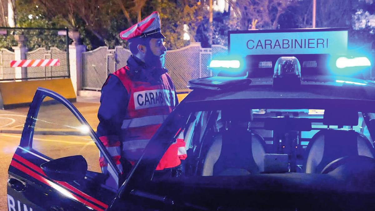 Riminese palpeggiata e picchiata in discoteca, arrestato 21enne residente a Ravenna
