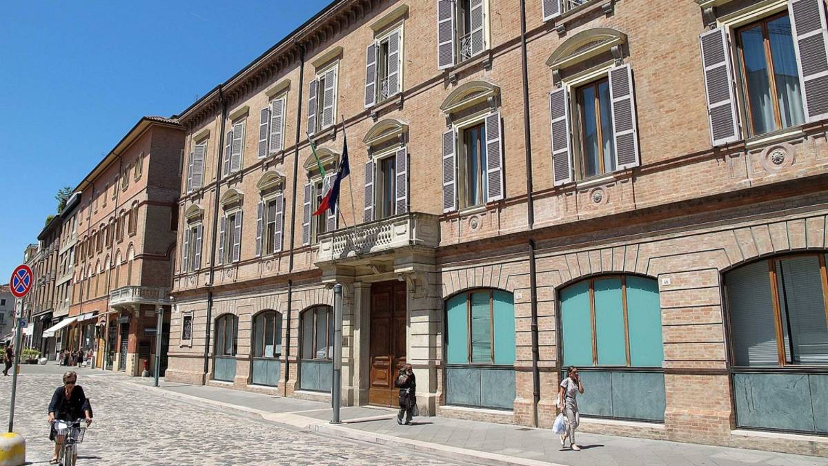 Rimini. Negozio e azienda edile colpite da interdittive antimafia
