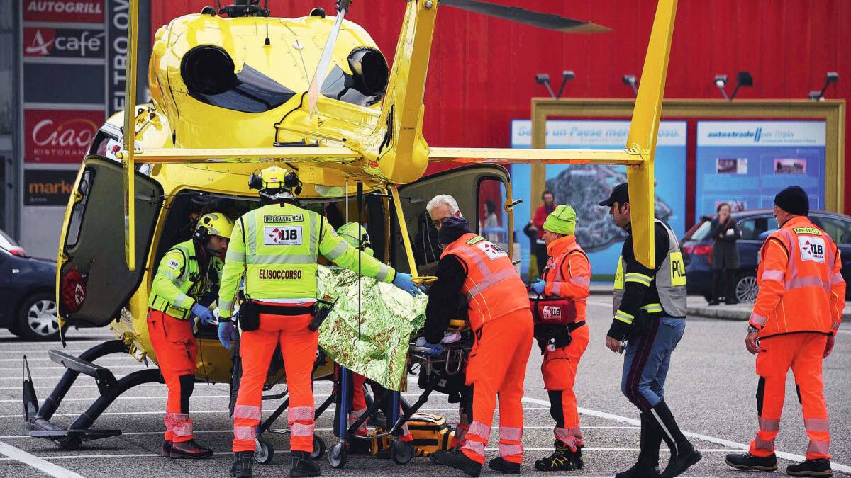 Rimini, muratore cade sul lavoro: è grave
