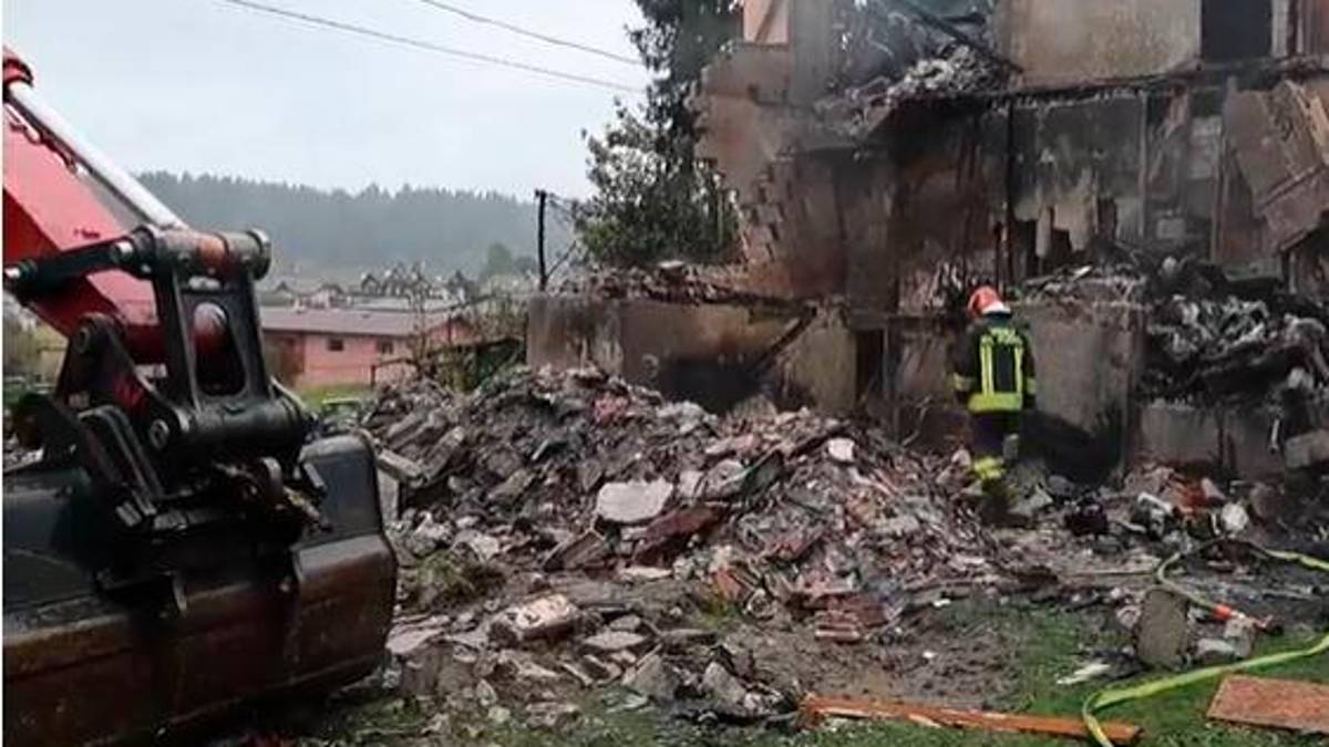 La casa distrutta a Gallio, nel Vicentino