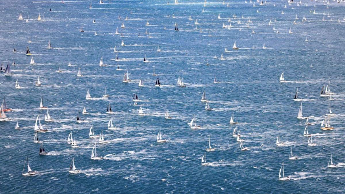 Barcolana, Arca Sgr vince con 40 nodi di Bora, molti ritiri e rotture VIDEO