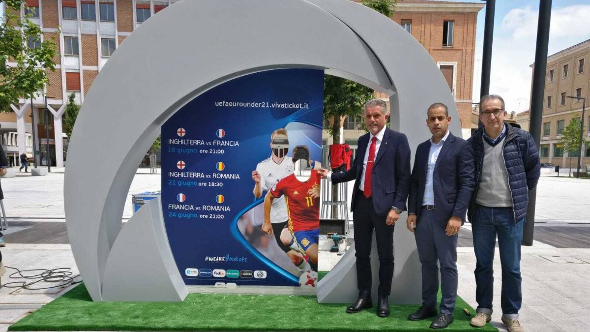 Europei under 21, a Cesena cresce l'attesa con il countdown clock