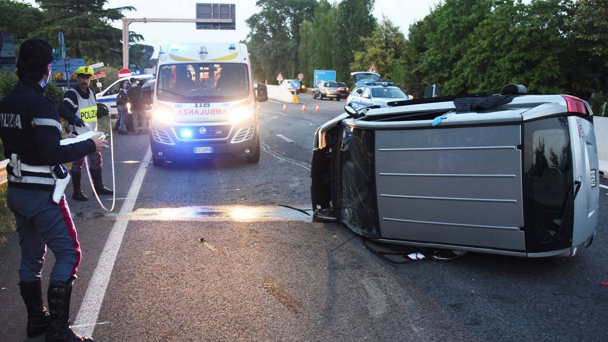 Incidenti a raffica, telecamere al semaforo della superstrada per S. Marino