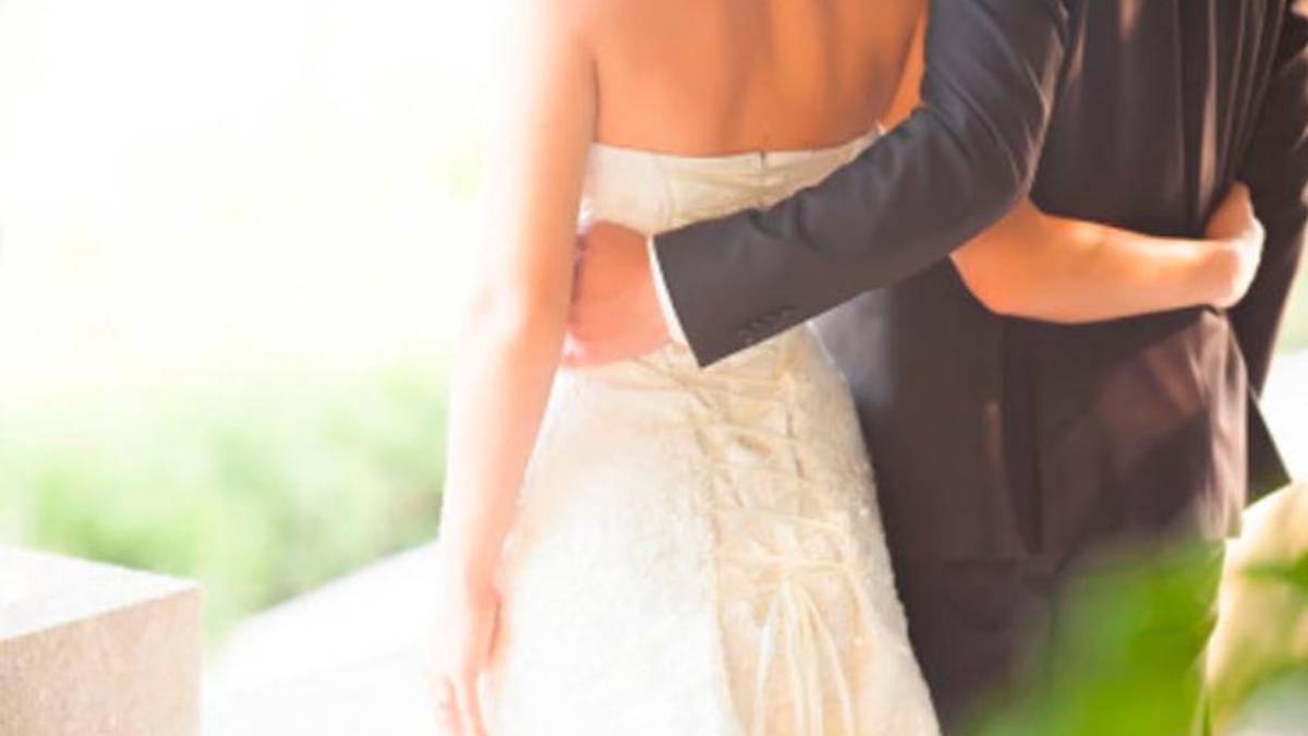 Rimini. A 19 anni sposa un uomo mai conosciuto prima: la compagna l’avrebbe costretta a dire sì, ora rischia il processo