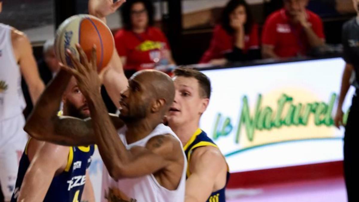 La Naturelle respinta a Verona (87-70)