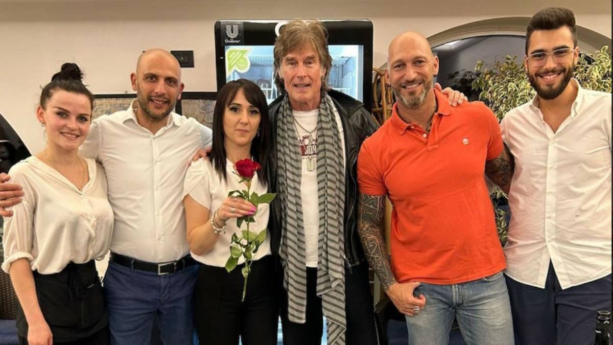 Dopo 6.407 puntate di Beautiful, Ridge si rilassa a Bellaria