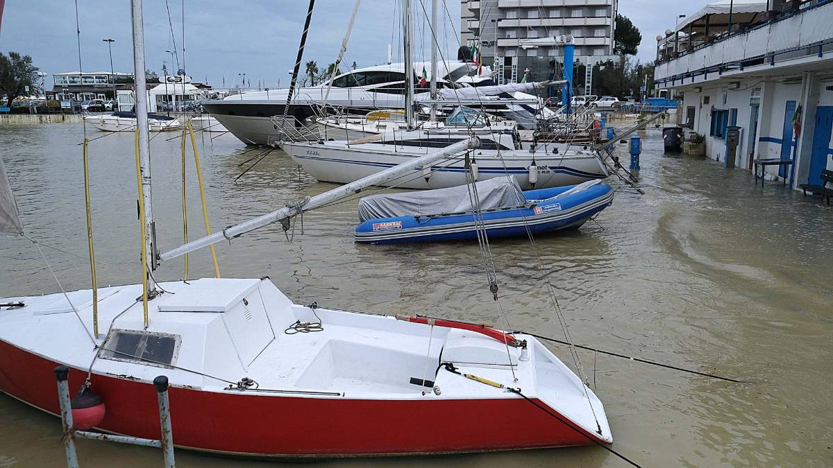 A Riccione l'allerta meteo arriva anche su Telegram