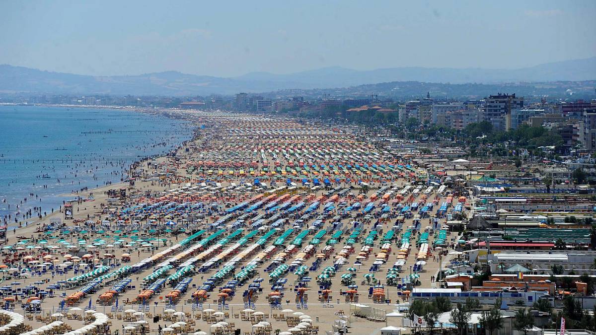 Rimini. Concessioni spiagge, la rabbia dei bagnini: mappature dopo l’elezioni, dimenticati dal governo