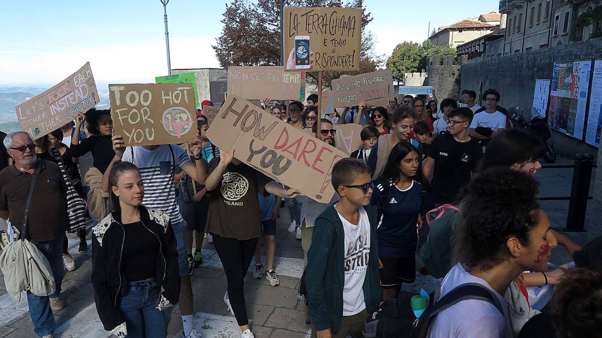 I ragazzi di Fridays for future in strada conquistano San Marino