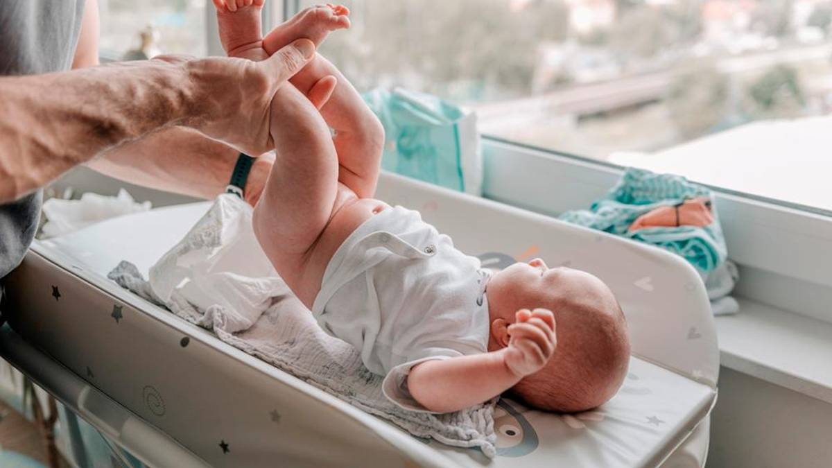 Come affrontare l’autunno con un neonato, consigli per organizzarsi tra igiene e quotidianità