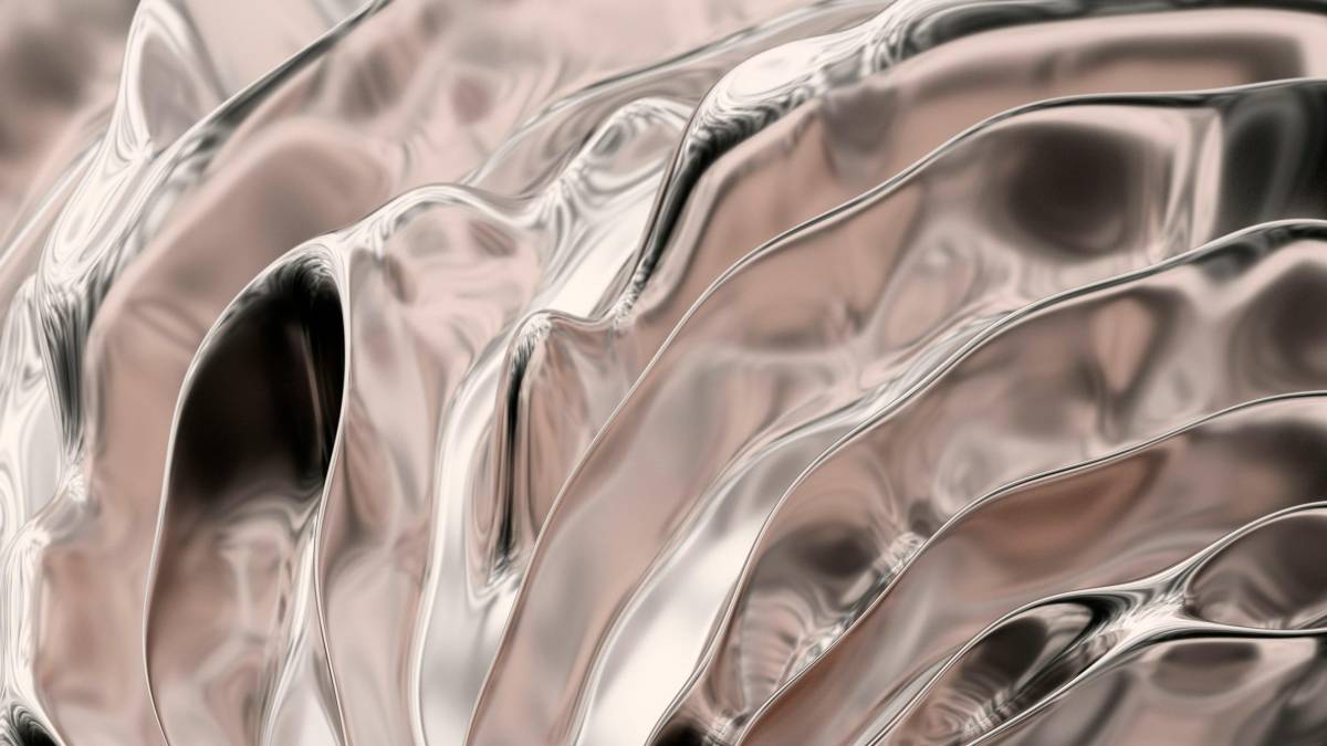 Come viene eseguito il trattamento superficiale dei metalli