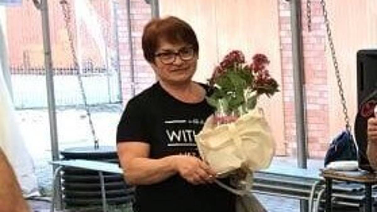 «Tutto il giorno con gli amici: poi l'omicidio della madre»