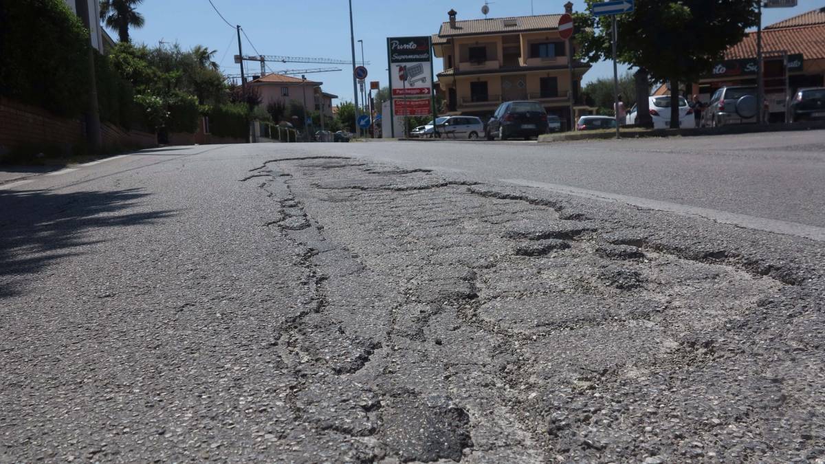 Rimini. Pista ciclabile di via Coriano, lavori sull'ultimo tratto