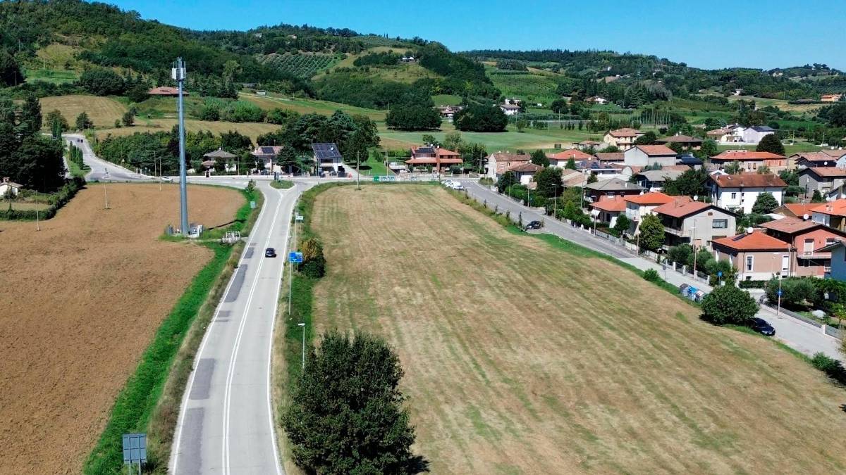 L’antenna 5G in via Ercolano, che 213 cittadini chiedono di spostare