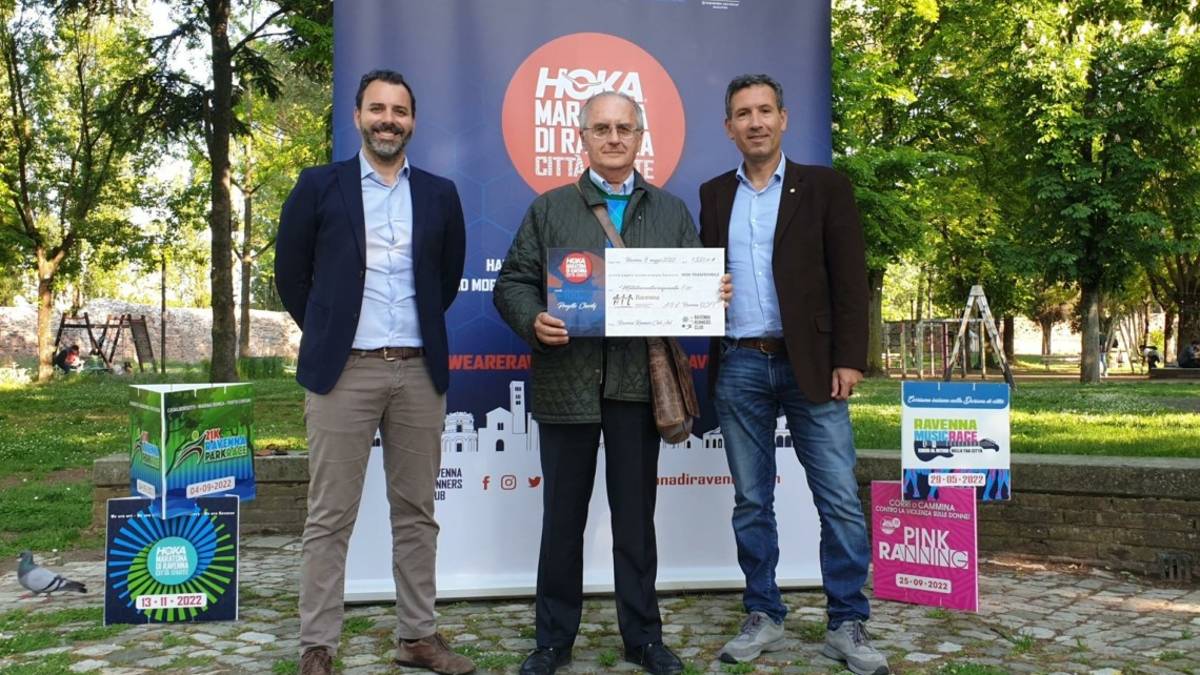 Maratona Ravenna città d'Arte, consegnati gli assegni alle onlus locali - Gallery