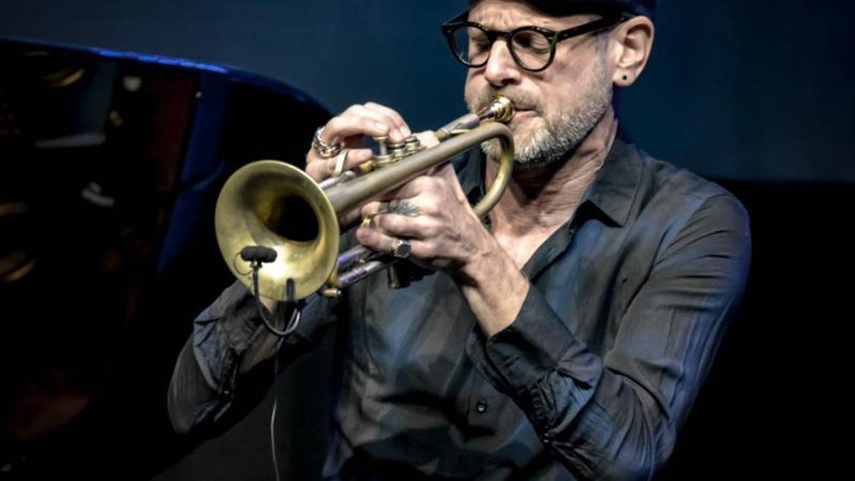 Percuotere la mente: torna a Rimini la musica chic