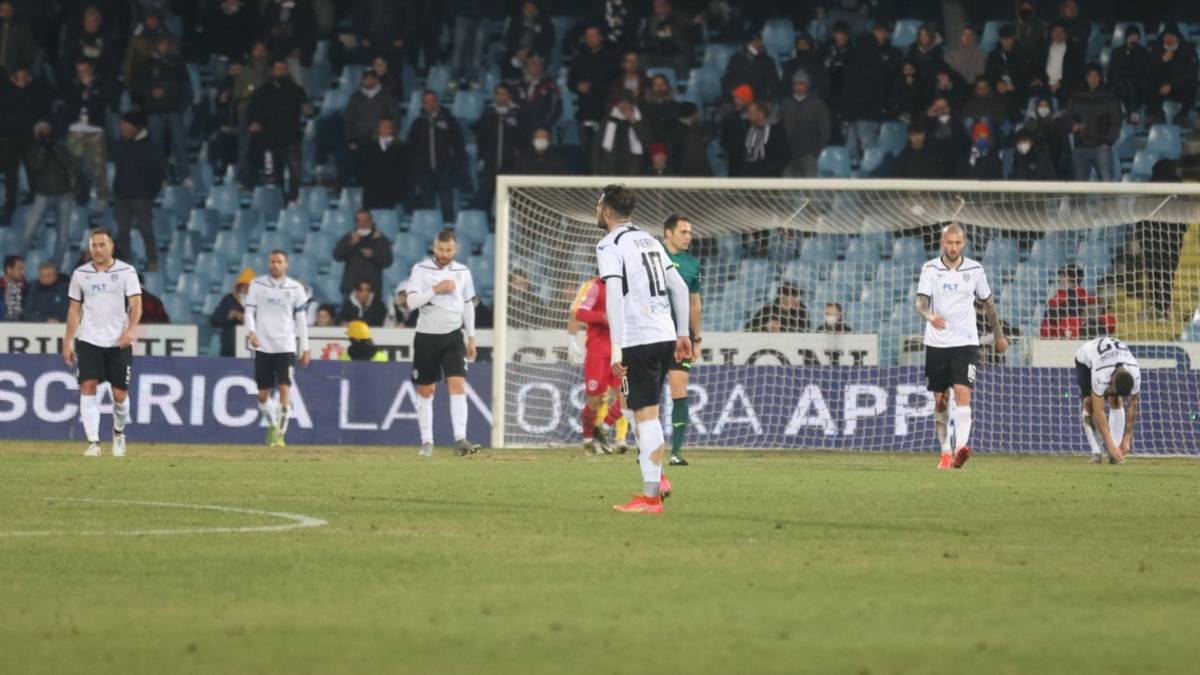 Calcio C, un Cesena in affanno impatta 3-3 contro il Grosseto