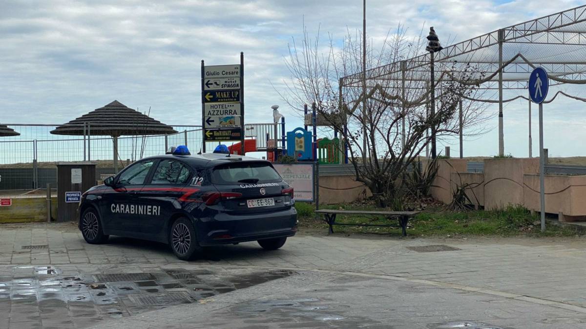Gatteo Mare, stuprata in spiaggia: il violentatore confessa al giudice e viene condannato