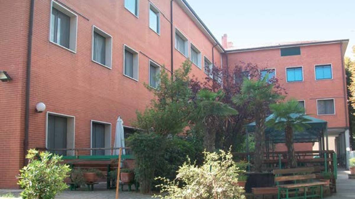 Covid, tutti negativi i tamponi alla casa di riposo di Cesenatico