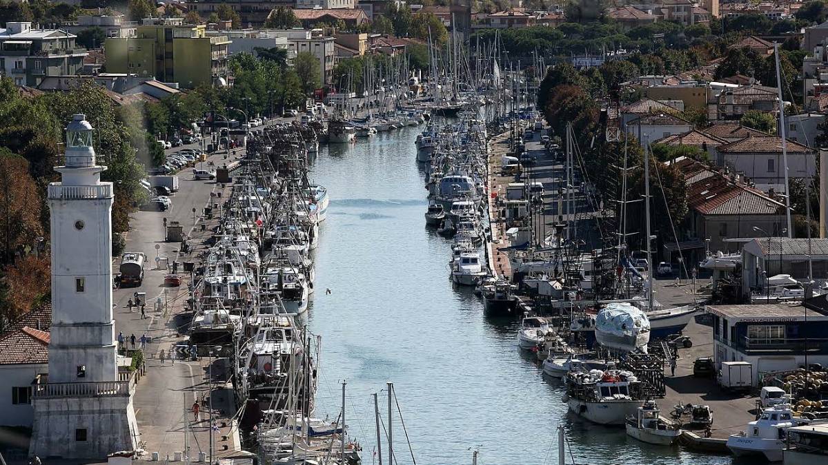 Rimini, via al secondo stralcio del dragaggio al porto canale