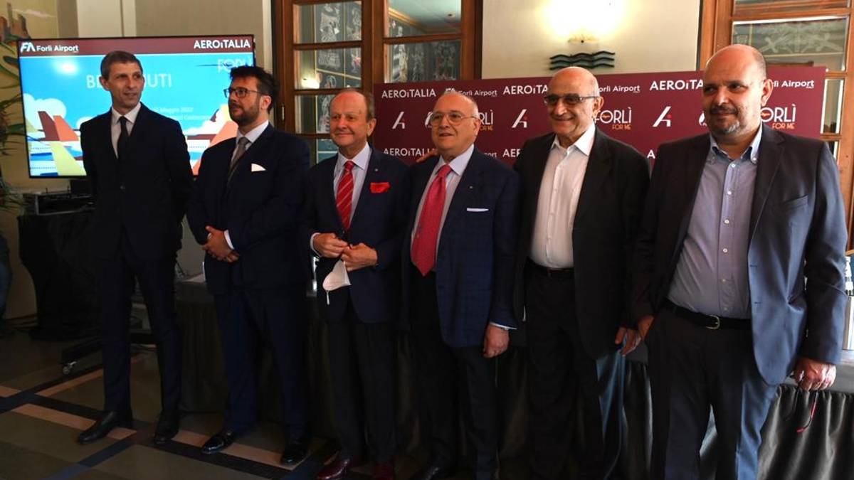 Da Forlì nuovi voli per Sicilia, Sardegna, Calabria, Napoli e Malta