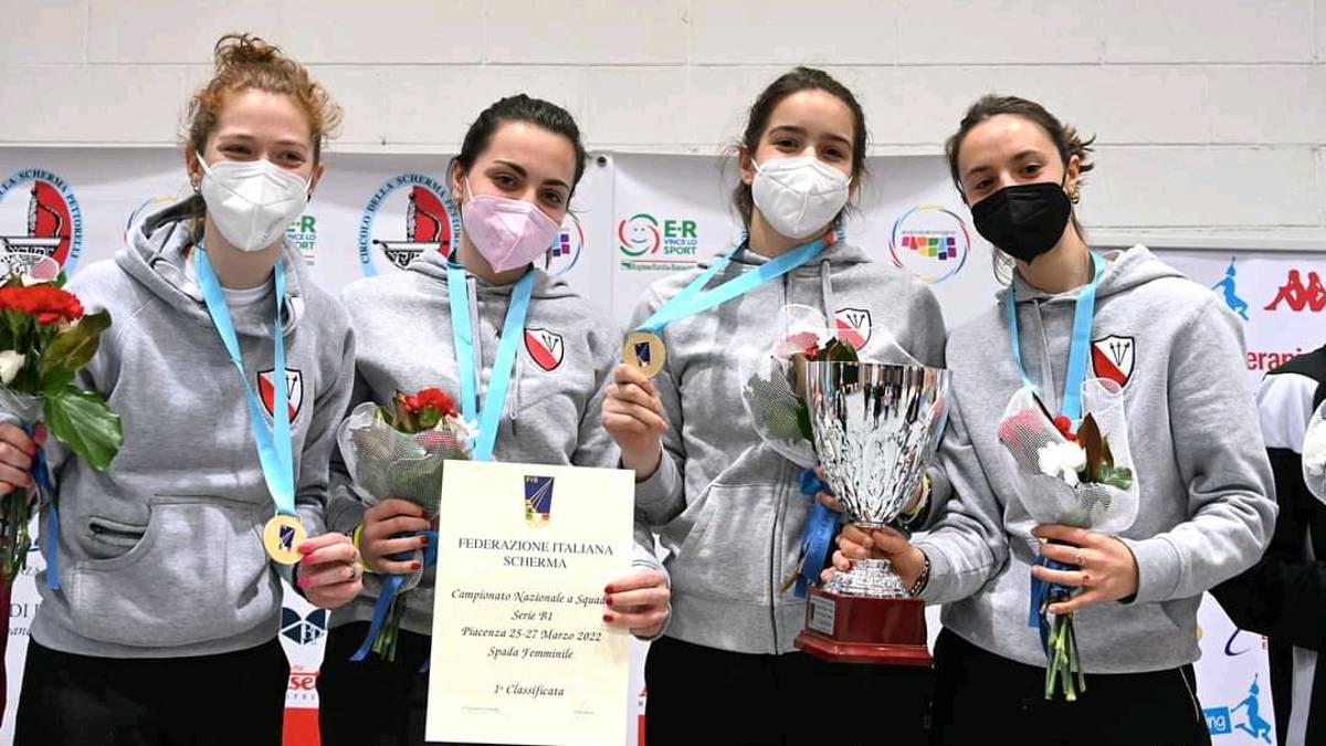 Scherma, le ragazze della Schermistica Lughese promosse in B1