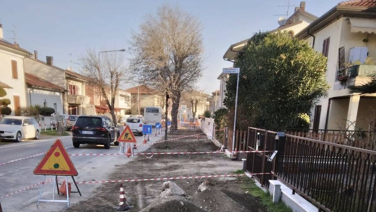 Sicurezza stradale: lavori per la segnaletica in zona Ponte Abbadesse e Stadio di Cesena
