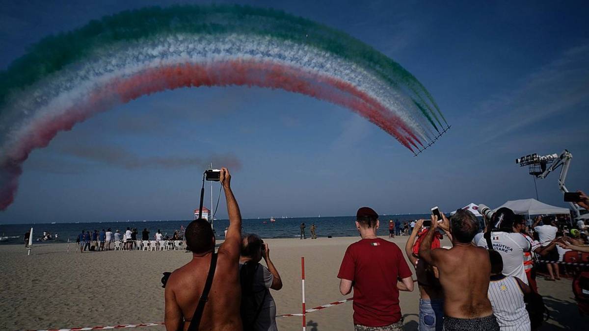 Covid. Frecce tricolori: cancellato lo show del 26 a Bellaria