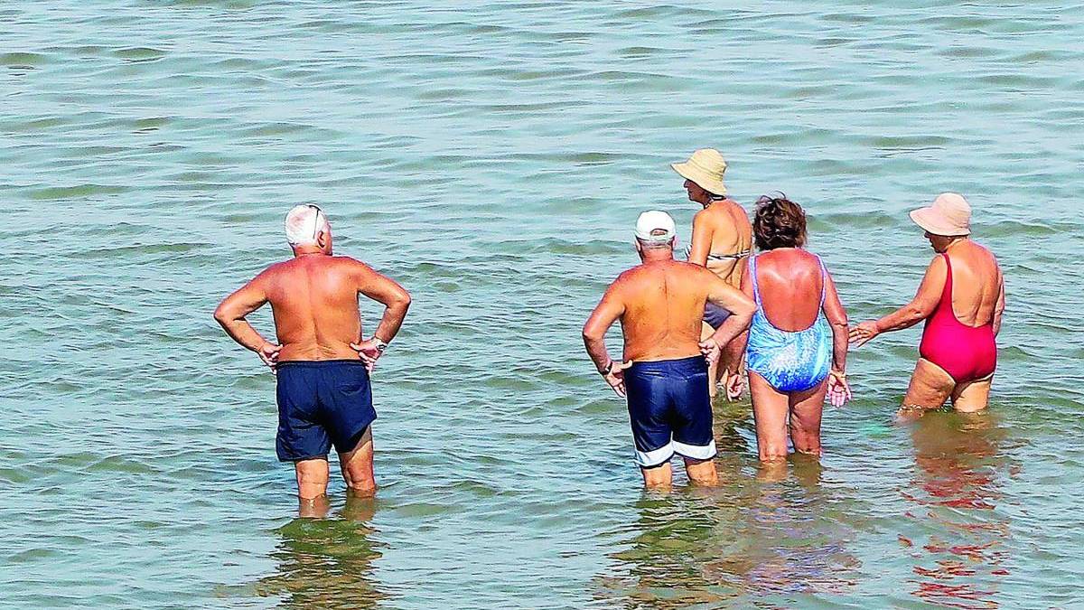Caldo, arriva il picco. I consigli per sopravvivere all'afa