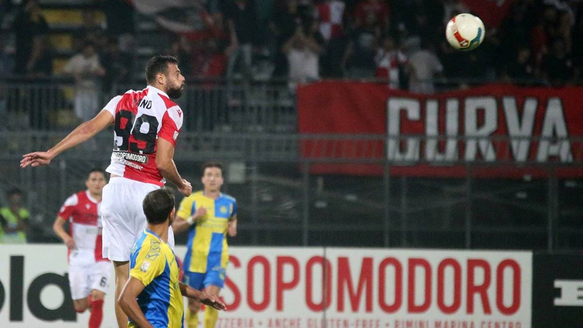 Calcio C, un Rimini piccolo piccolo pareggia in casa con la Lucchese (1-1)