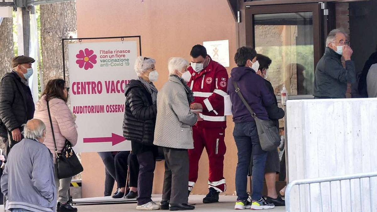 Coronavirus, Imola attende 34mila dosi di vaccino