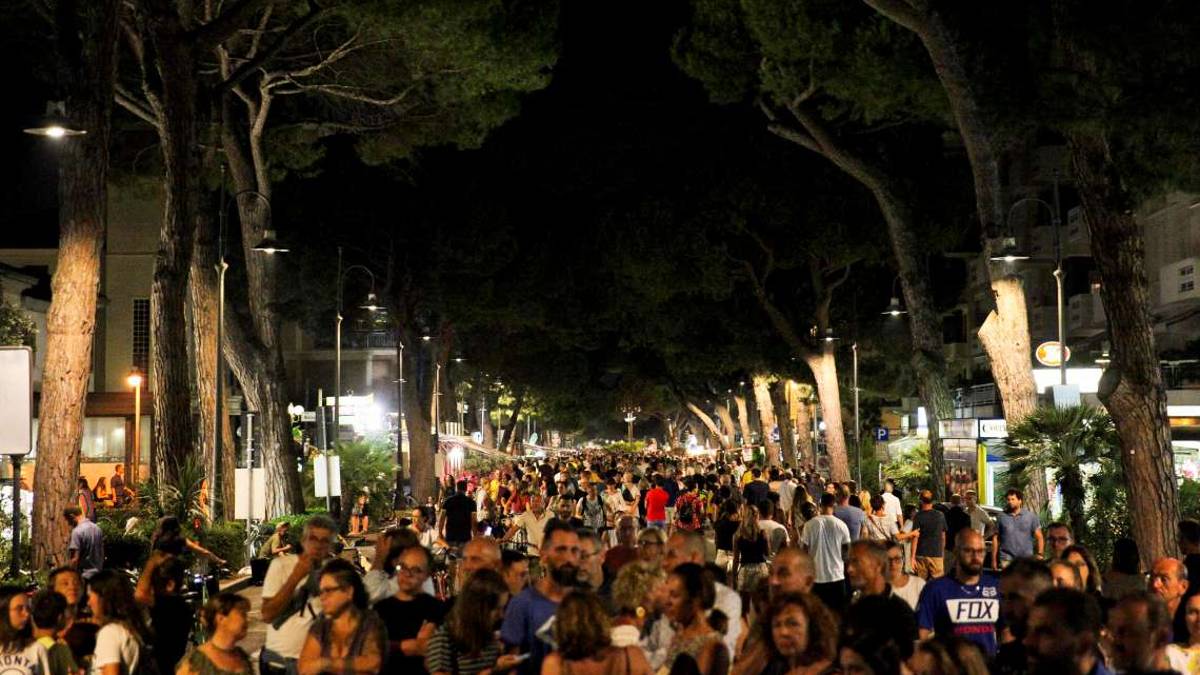 Cesenatico, musica in viale Carducci nei mercoledì sera di luglio