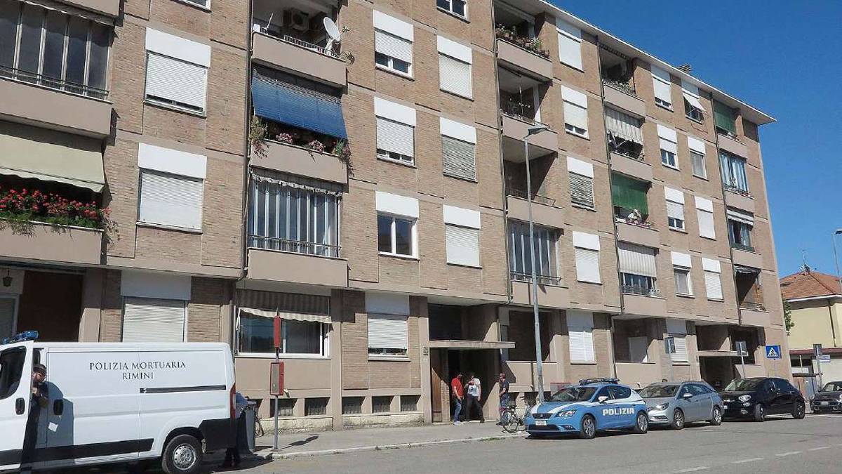 Femminicidio a Rimini: l'uomo non voleva farsi lasciare