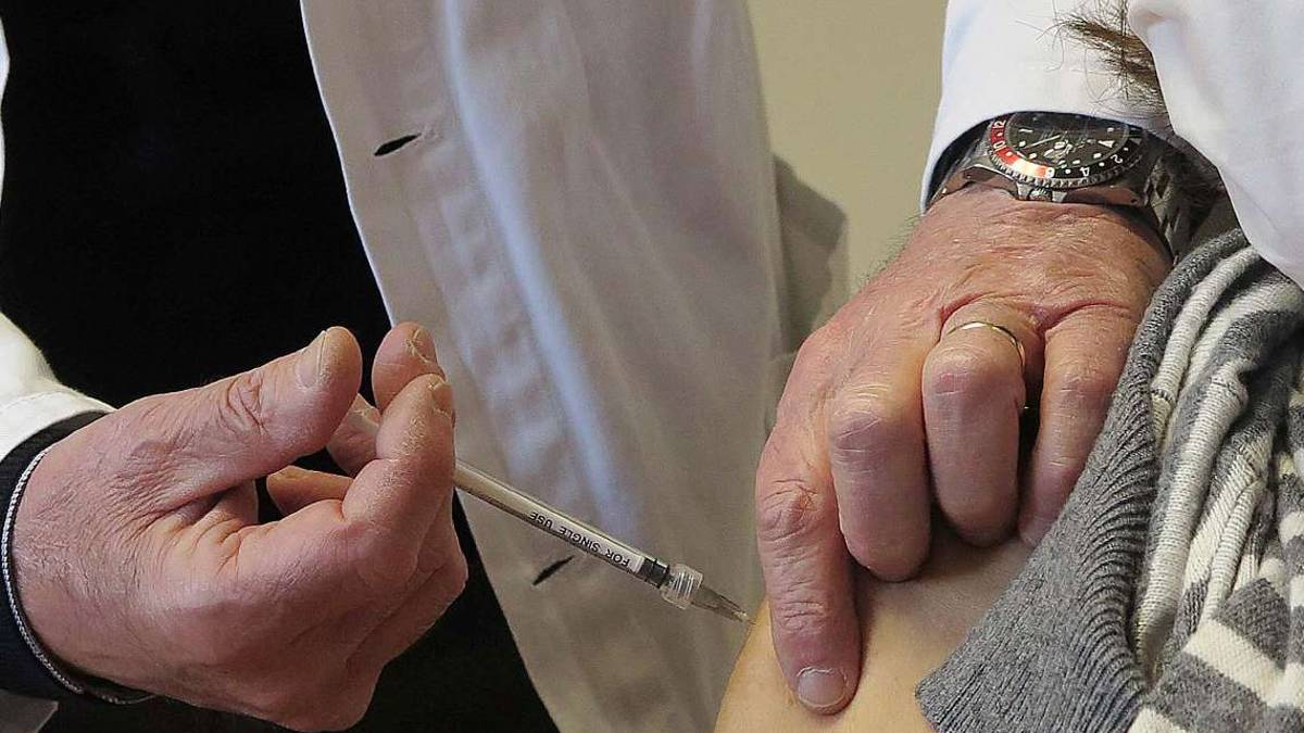 Vaccino Novavax, lunedì al via somministrazioni in Emilia-Romagna