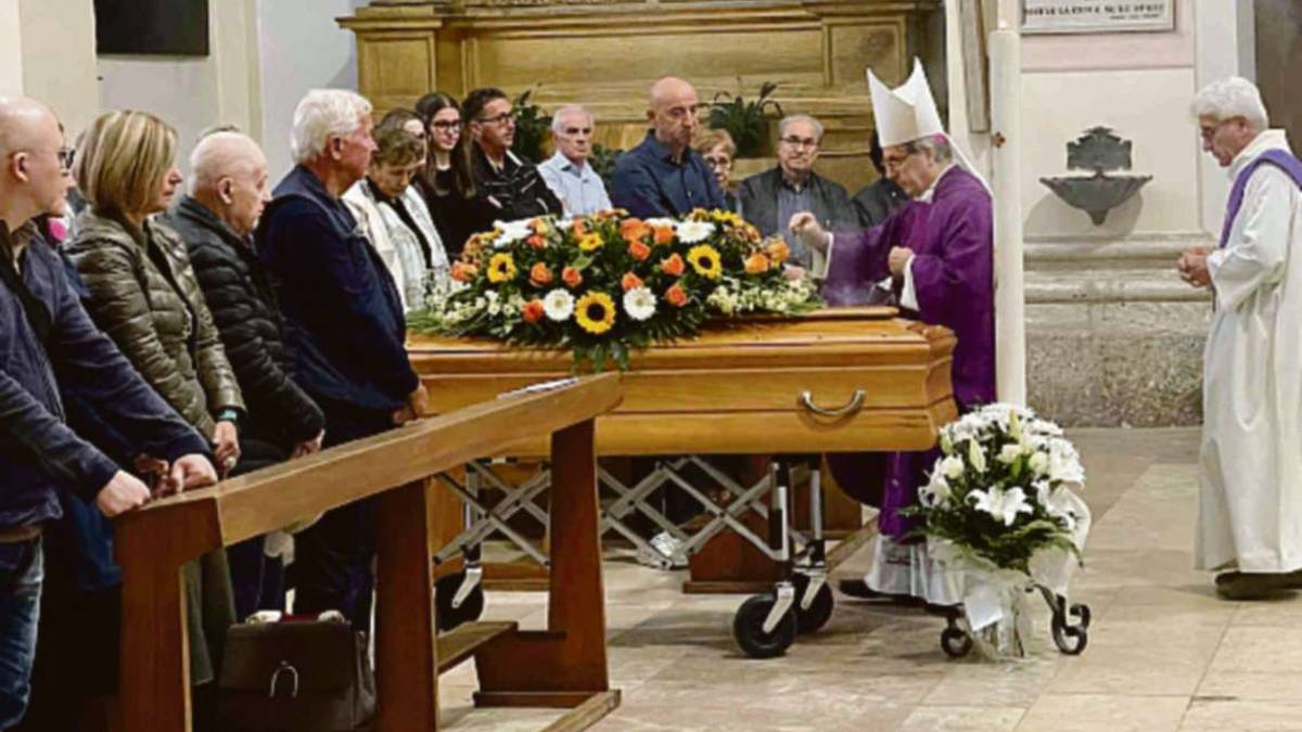 Cesena, l'addio a Fusconi, imprenditore missionario: un albero come simbolo