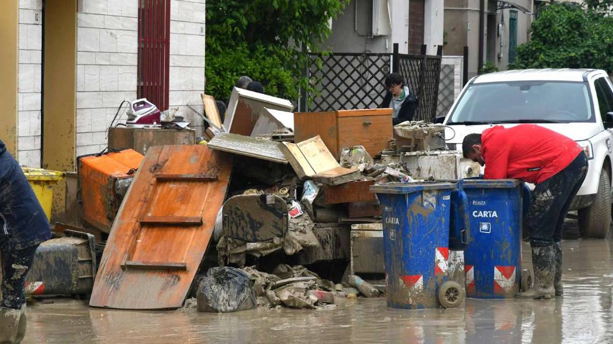 Forlì, aprire le case sfitte agli sfollati