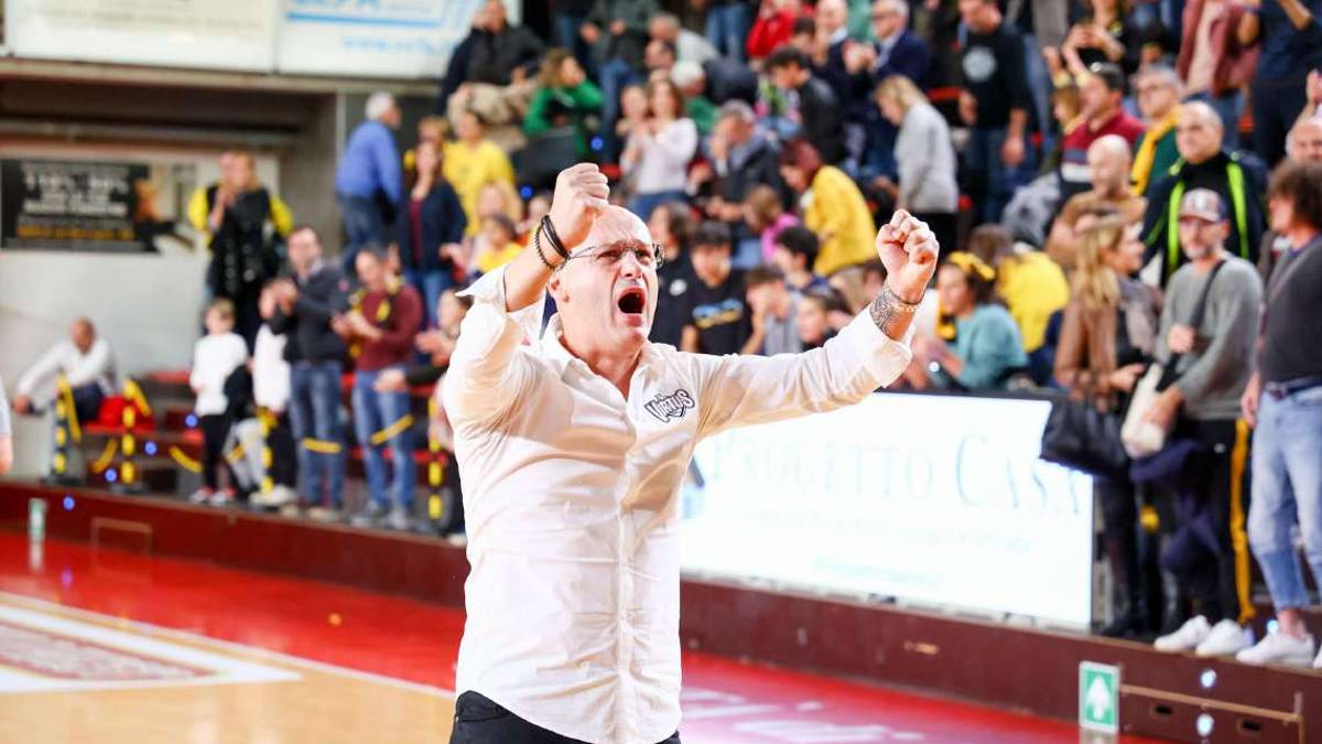 Basket B, Dopo 35 anni domenica il derby tornerà a infiammare Imola