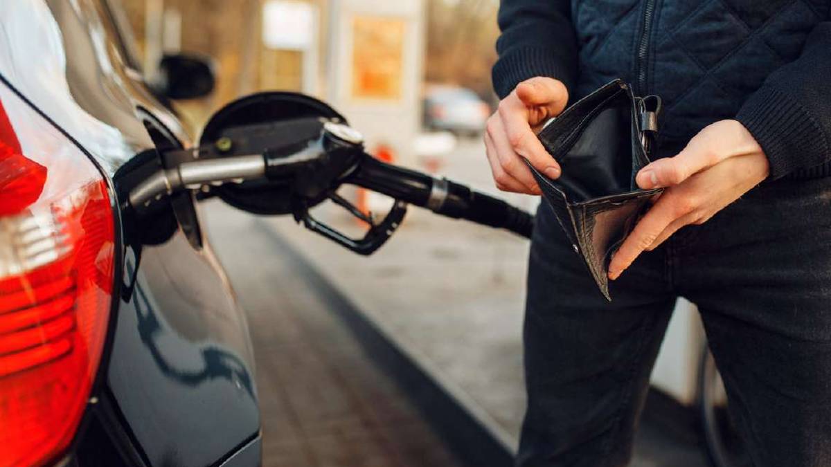 Caro benzina, come risparmiare sul pieno e ridurre i consumi