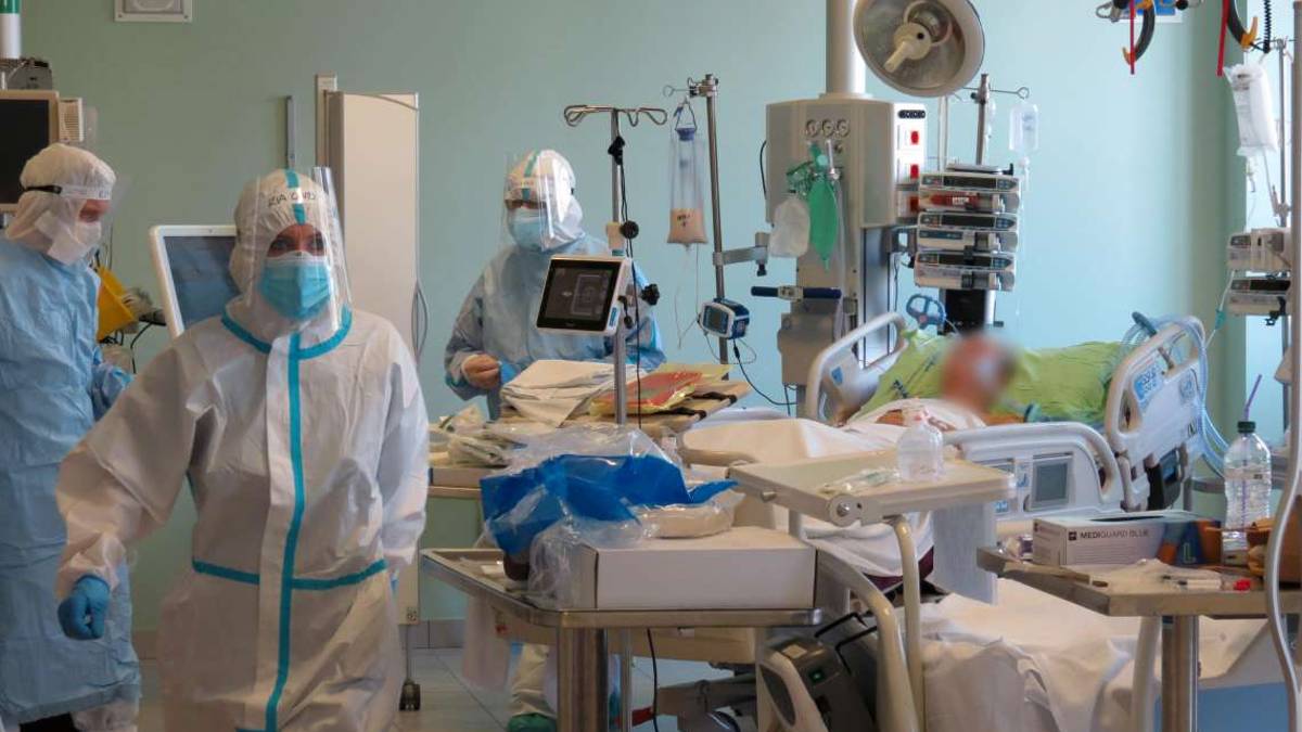 Ravenna, negli ospedali il 27% dei morti del 2021 causato dal covid