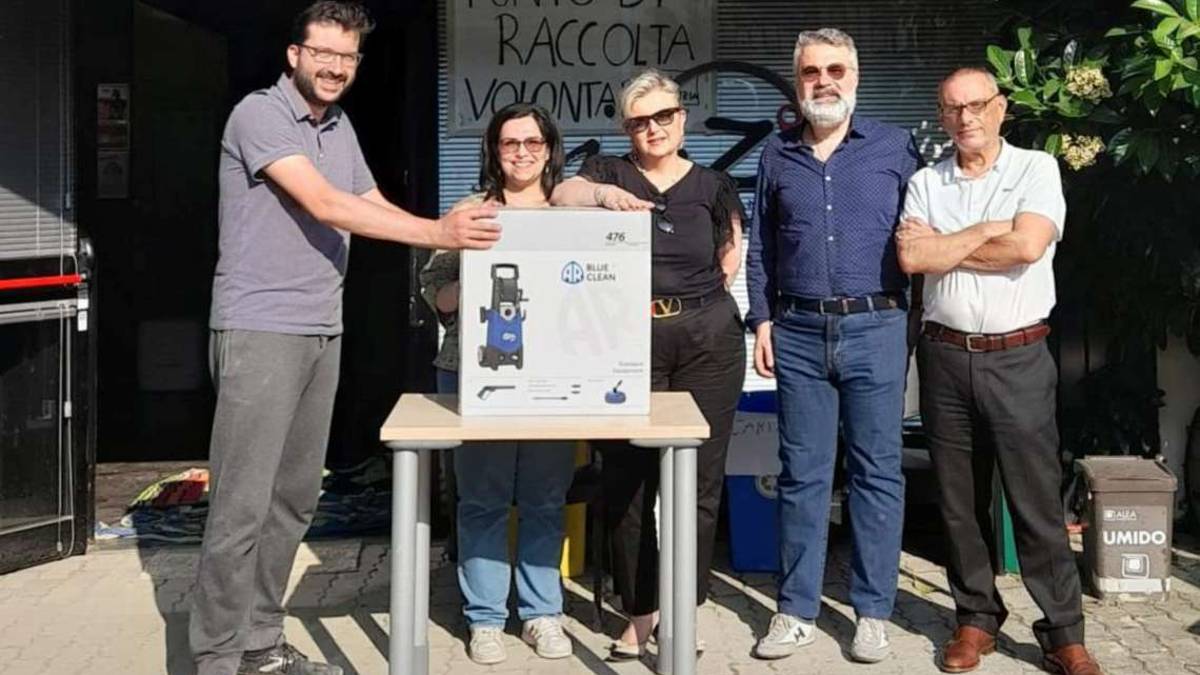 Forlì, idropulitrice per il quartiere San Benedetto alluvionato