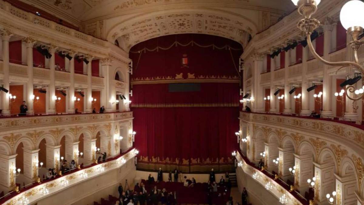 Rimini,compleanno triste per il teatro Galli