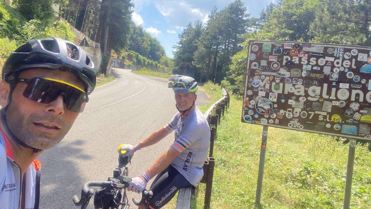 Da Gatteo Mare a Viareggio e ritorno: in bici per 21 ore