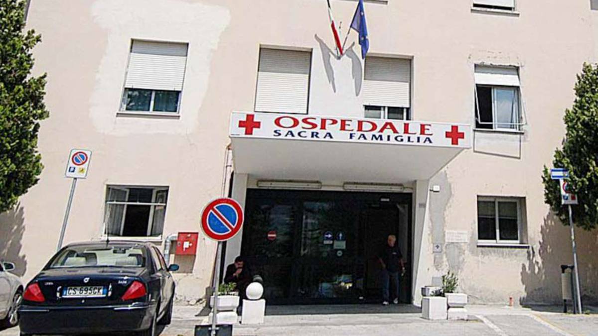 Positivo al Covid, va alla cena di classe: 70 in isolamento
