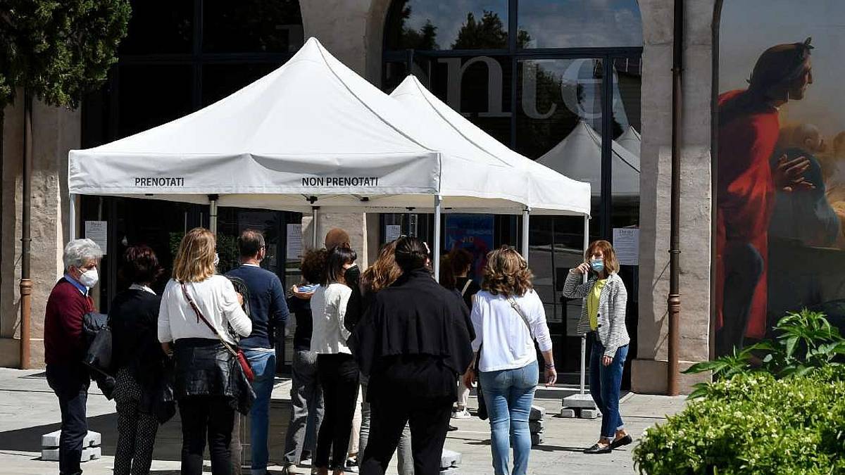 Forlì, la mostra su Dante fa il pieno