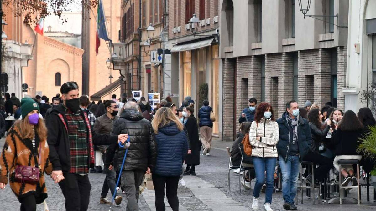 Forlì, dai medici l'ok all'allentamento delle restrizioni