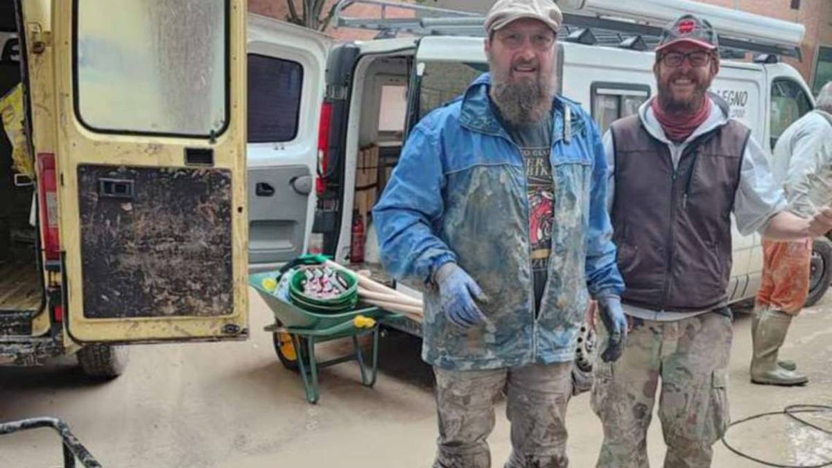 Alluvione, i bikers di Faenza in prima linea per la ripartenza