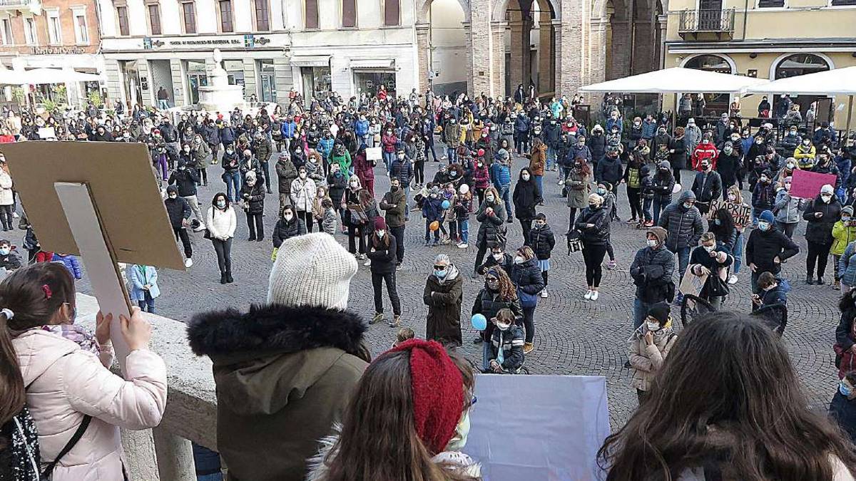 Scuole, Ausl Romagna smonta le tesi dei genitori no Dad
